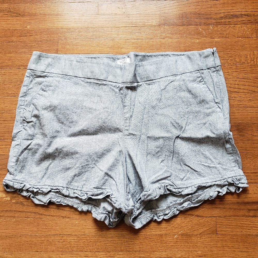 LOFT | 5" High-Waisted Ruffle Hem Short | 16